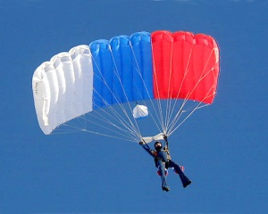 Санкт-Петербургский Аэроклуб SkyJumper приглашает вас совершить прыжок с парашютом